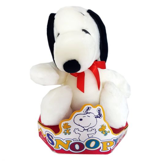 small snoopy toy
