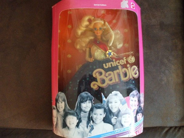 Mattel 1989 Unicef Barbie