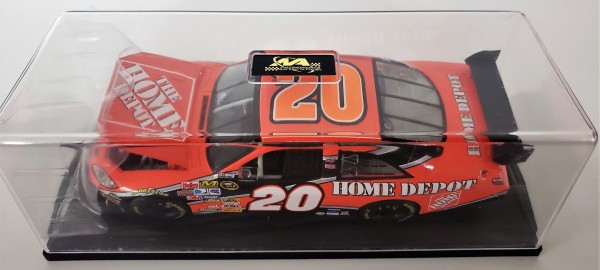 Motorsports Authentics Nascar Tony Stewart #20 Home Depot 1:24 Scale