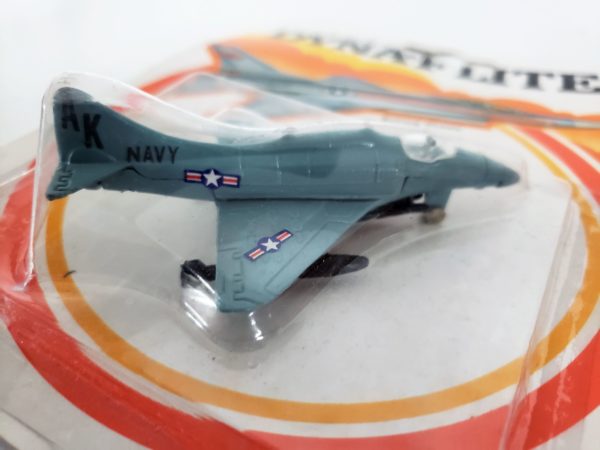 1982 Zee TOYS Dyna-Flites Rolling Wheels AK Navy Die-cast Fighter Jet