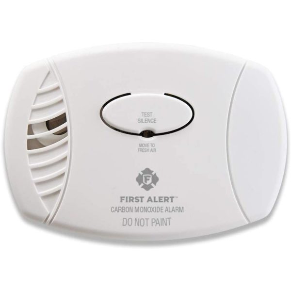 First Alert Plug-In Carbon Monoxide Detector with Battery Backup , White