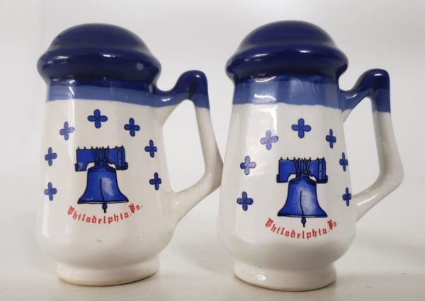 Vintage Philadelphia Blue & White Porcelain Liberty Bell Salt & Pepper Shaker