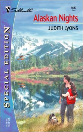 Alaskan Nights (MMPB) by Judith Lyons