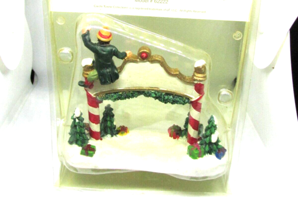 Lemax Santa’s Wonderland Arch Elf Carole Towne Village Figurine 62222