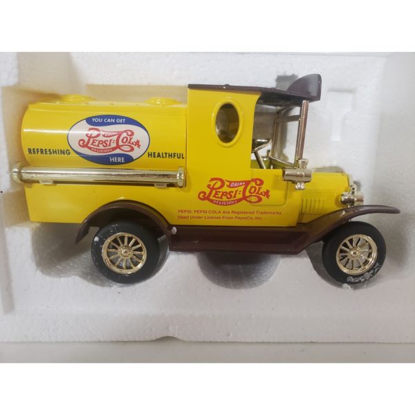 Original 1920s Model T Tanker Pepsi-Cola Yellow Delivery Truck Diecast Replica 1:24 Scale