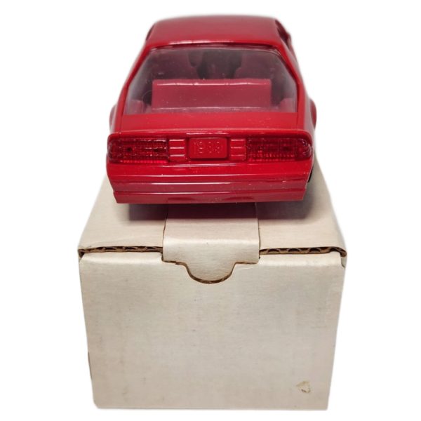 #6061 AMT/Ertl 1989 Camaro Iroc-Z, Bright Red 1/25 Scale Plastic Promo Model Car, Fully Assembled