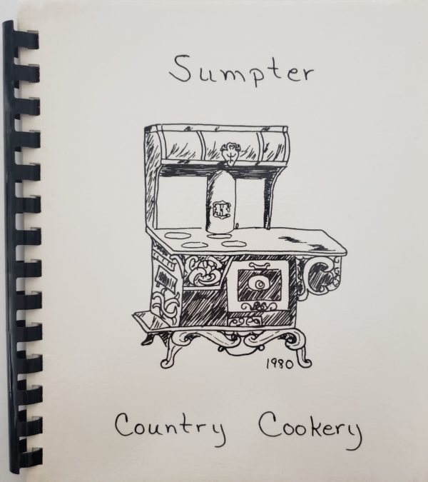 Sumpter Country Cookery Cookbook 1980 - Womens Community Service Club (Plastic-comb Paperback)