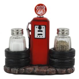 kicks Filling Station Route 66 Gas Pump Salt & Pepper Shakers