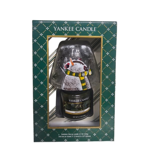 Holiday 2012 Yankee Candle Mistletoe Jar Candle & 3" Welcome Winter Shade Gift Box