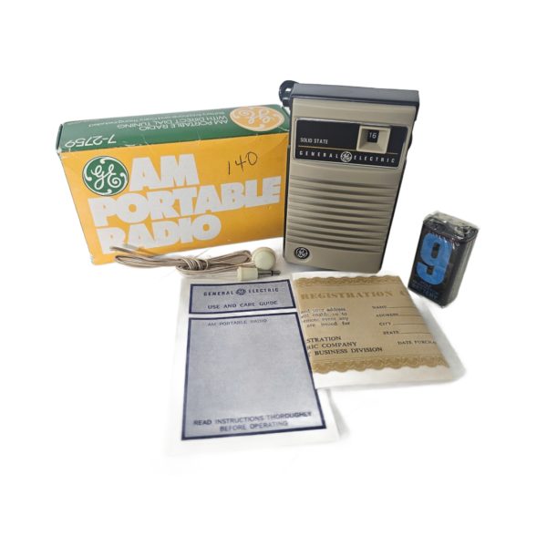 Vintage 1975 General Electric 7-2759 Solid State AM Portable Transistor Radio Complete Rare
